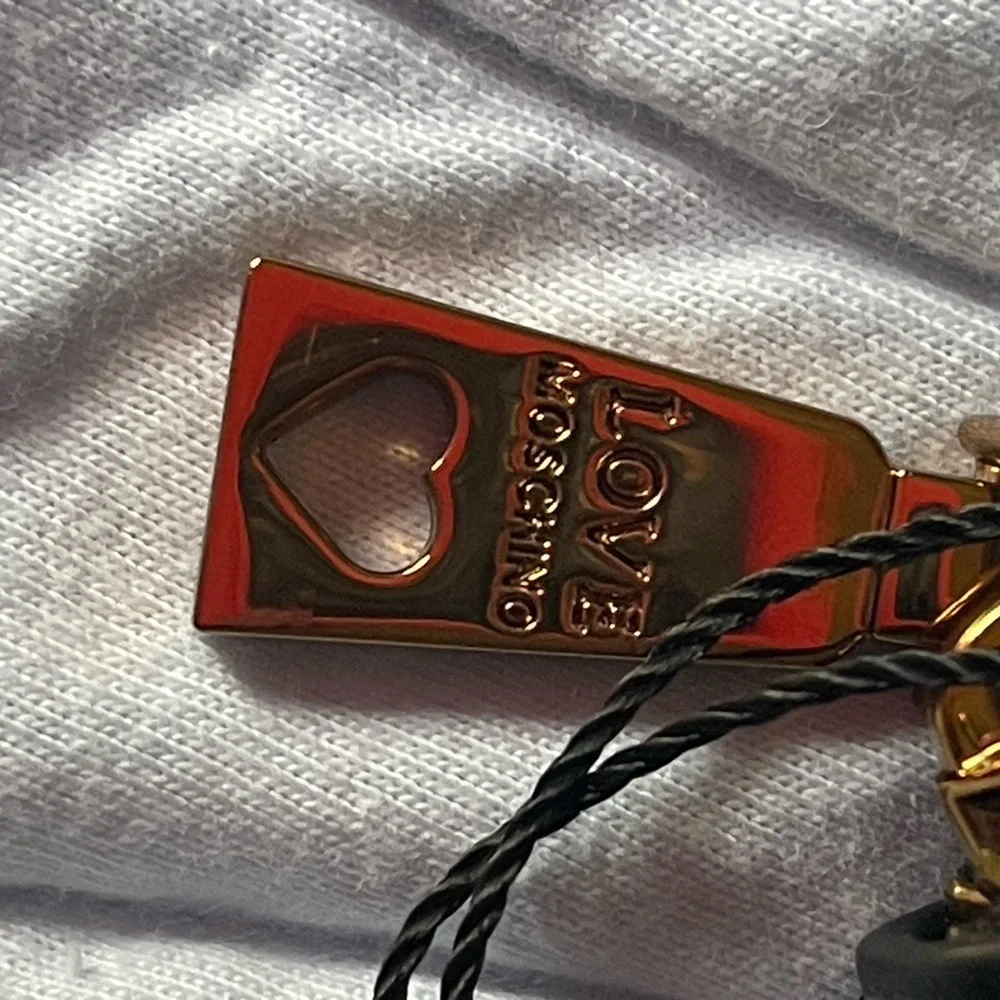 Moschino Gold Heart Zipper Pull
